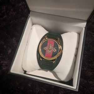 Gucci G-timeless watch